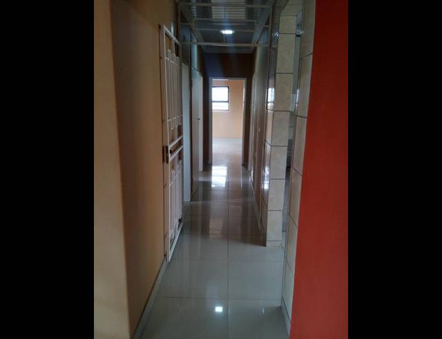 6 BEDROOM HOUSE FOR SALE IN EVANS PARK